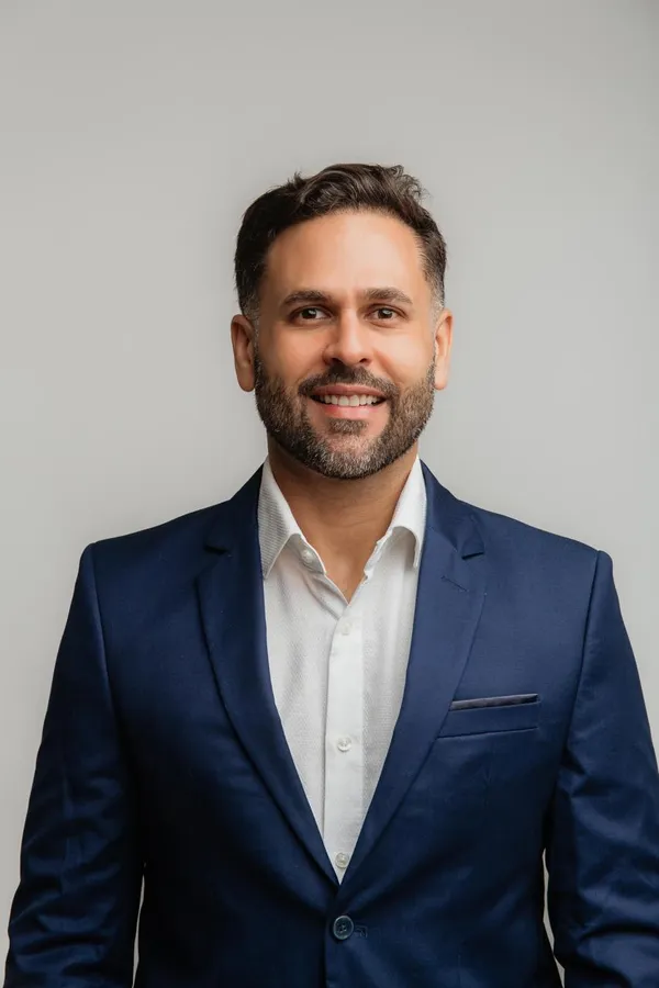 Foto de Dr. Julio Oliveira